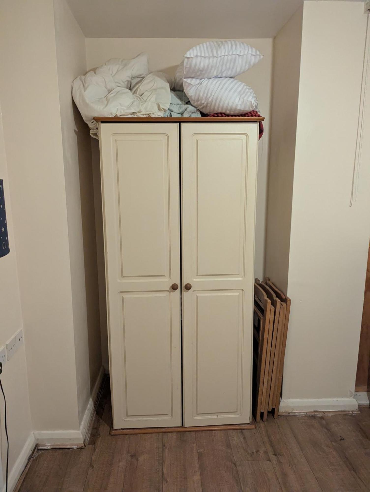 49 Donnington Court * Лондон